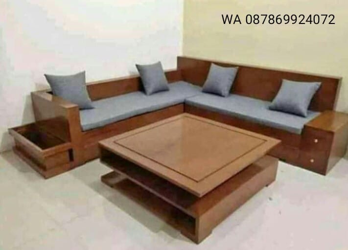 Kursi sofa tamu dengan meja besar kayu jati